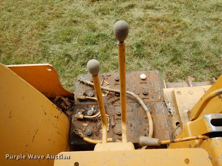 image for item HJ9517 1970 Caterpillar D7F  dozer