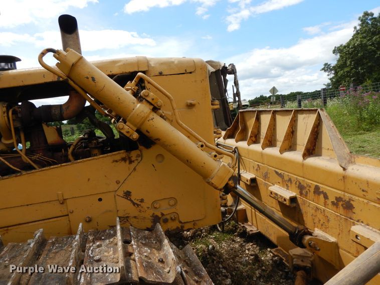 image for item HJ9517 1970 Caterpillar D7F  dozer