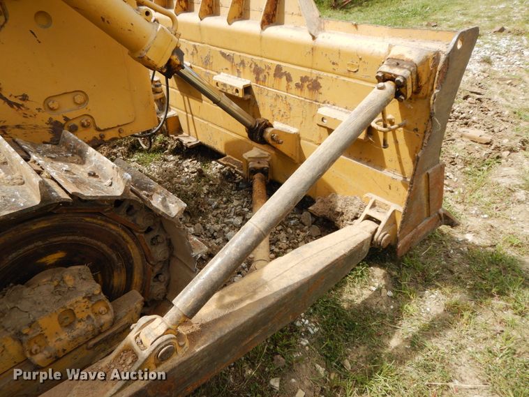 image for item HJ9517 1970 Caterpillar D7F  dozer