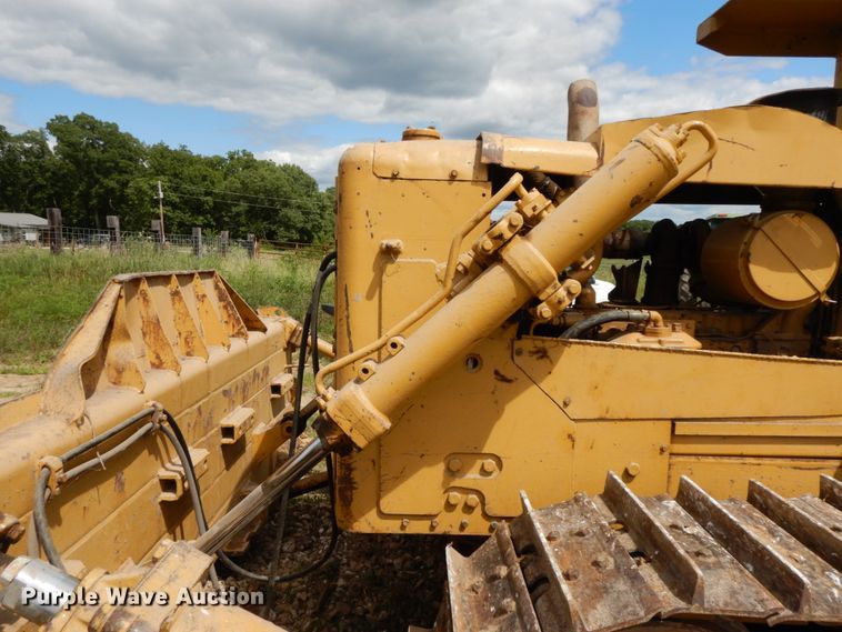 image for item HJ9517 1970 Caterpillar D7F  dozer