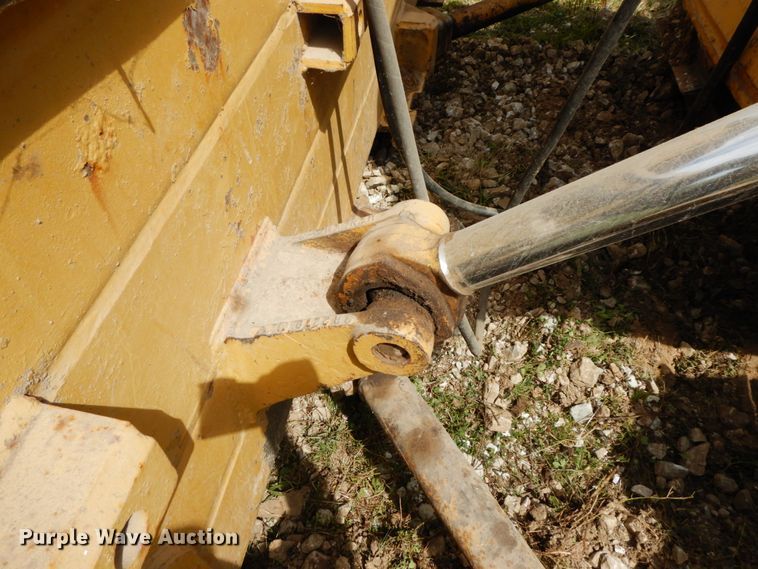 image for item HJ9517 1970 Caterpillar D7F  dozer