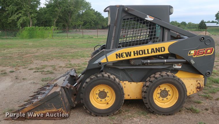 image for item HT9645 2007 New Holland L160  skid steer loader