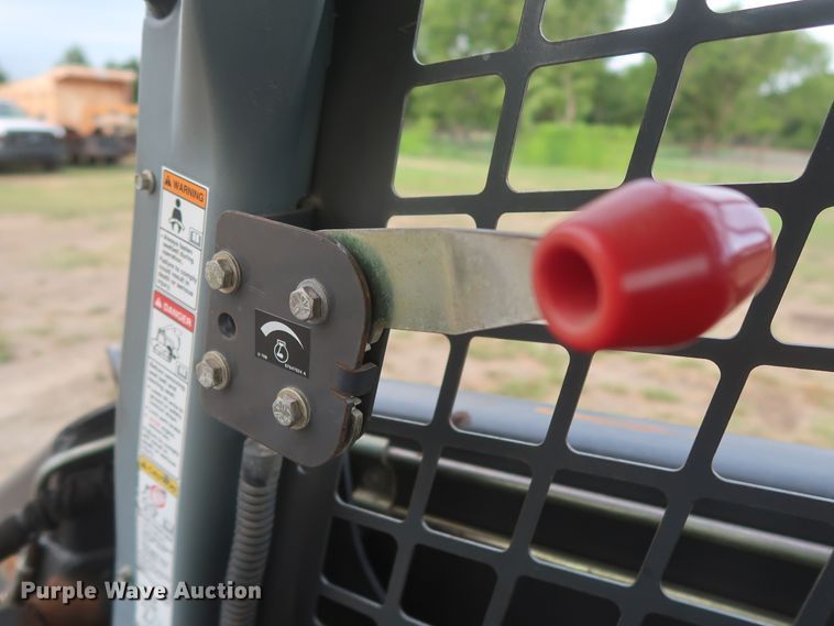 image for item HT9645 2007 New Holland L160  skid steer loader