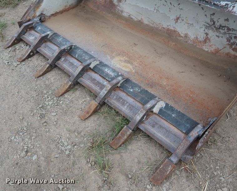 image for item HT9645 2007 New Holland L160  skid steer loader