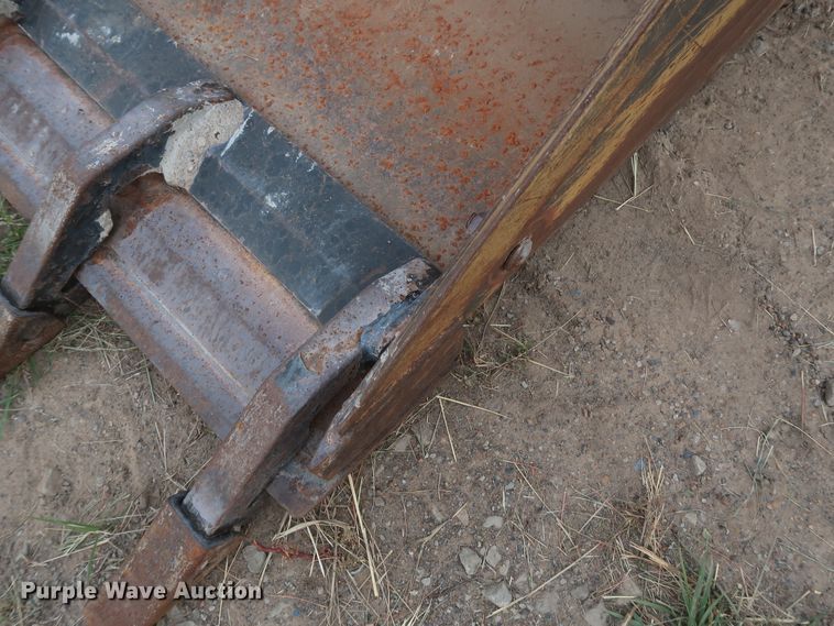 image for item HT9645 2007 New Holland L160  skid steer loader