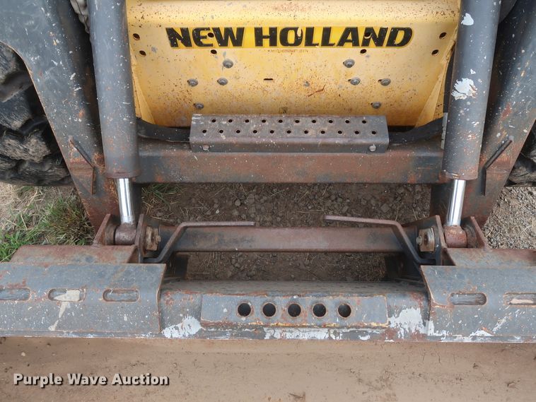 image for item HT9645 2007 New Holland L160  skid steer loader