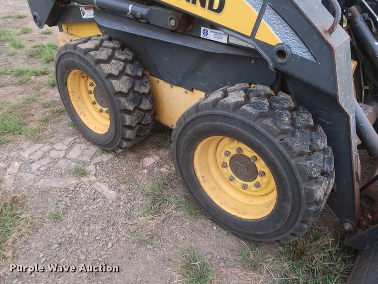 image for item HT9645 2007 New Holland L160  skid steer loader