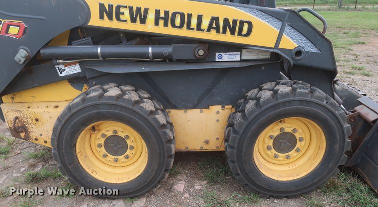 image for item HT9645 2007 New Holland L160  skid steer loader