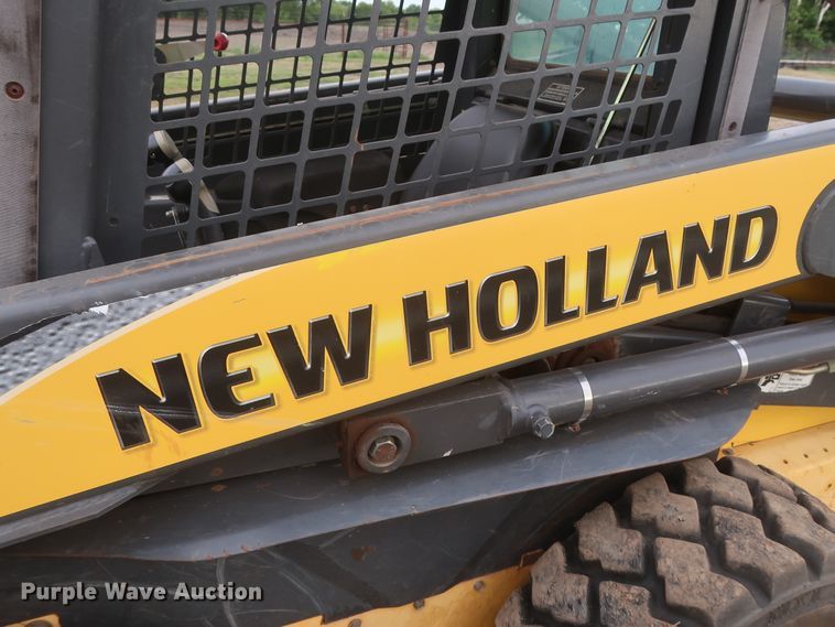image for item HT9645 2007 New Holland L160  skid steer loader