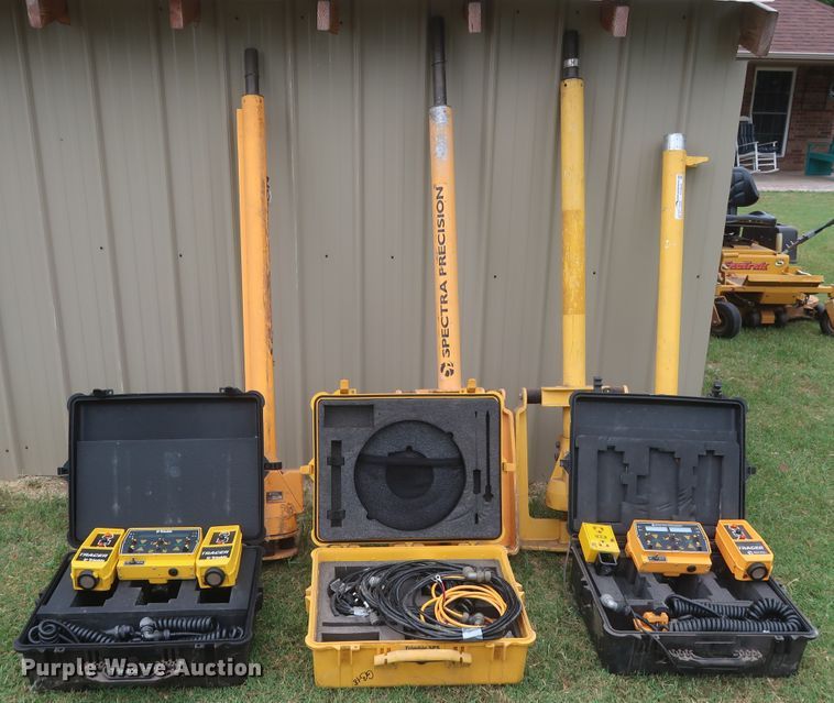 image for item HT9655 Trimble Spectra Precision GPS equipment