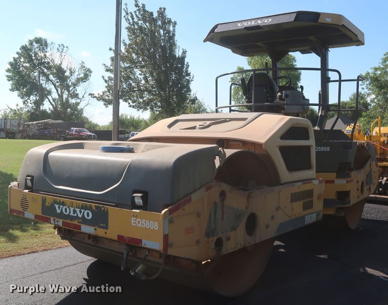 image for item HT9657 2014 Volvo DD120B  double drum vibratory roller