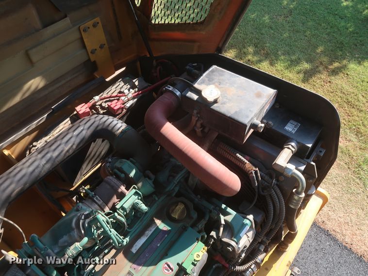 image for item HT9657 2014 Volvo DD120B  double drum vibratory roller