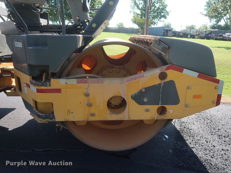 image for item HT9657 2014 Volvo DD120B  double drum vibratory roller