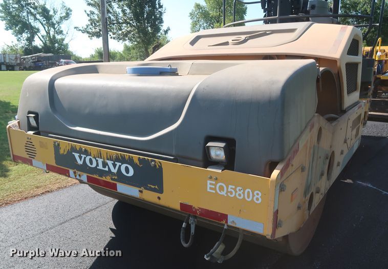 image for item HT9657 2014 Volvo DD120B  double drum vibratory roller