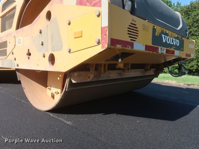 image for item HT9657 2014 Volvo DD120B  double drum vibratory roller