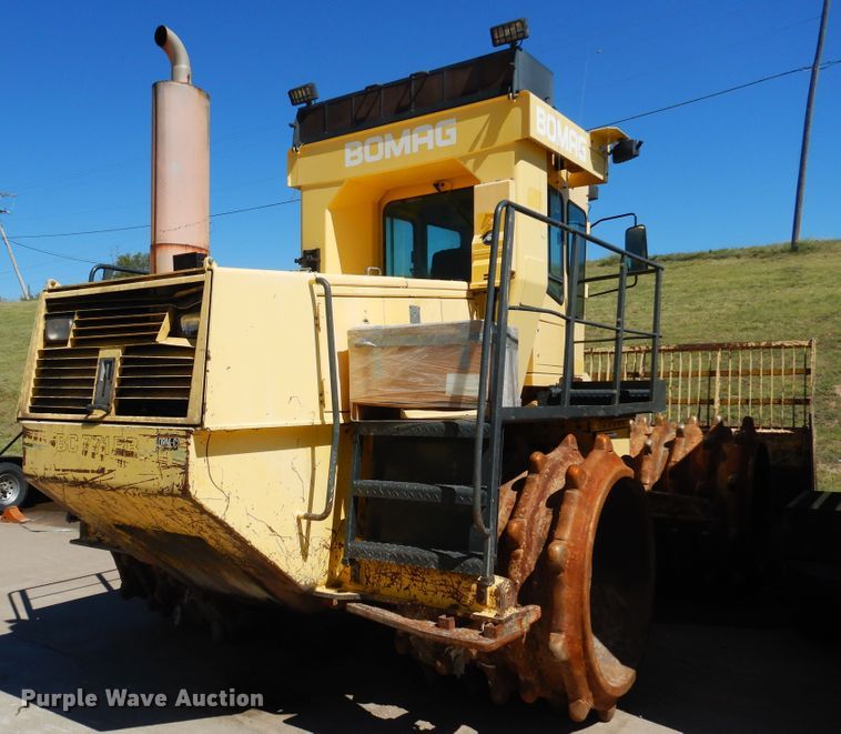 image for item HV9176 2001 Bomag BC771RB  landfill compactor