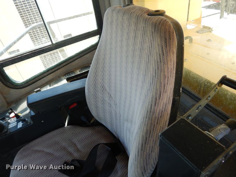 image for item HV9176 2001 Bomag BC771RB  landfill compactor