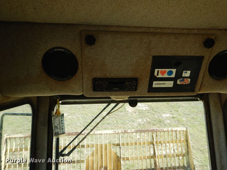 image for item HV9176 2001 Bomag BC771RB  landfill compactor