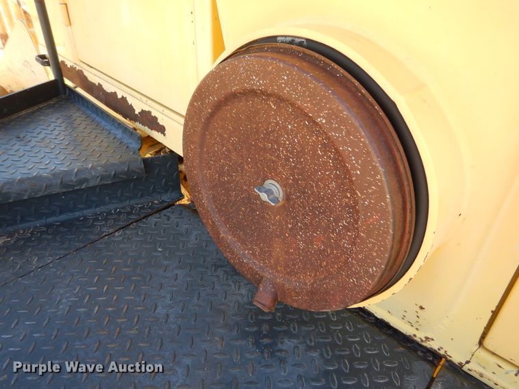 image for item HV9176 2001 Bomag BC771RB  landfill compactor