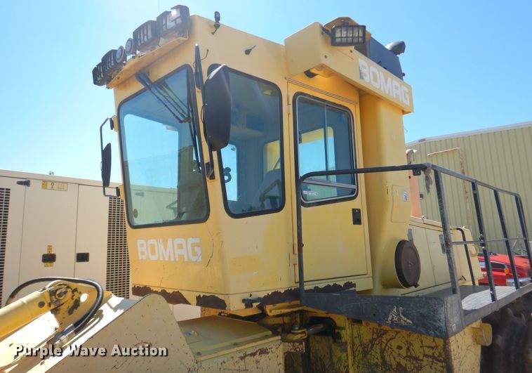 image for item HV9176 2001 Bomag BC771RB  landfill compactor