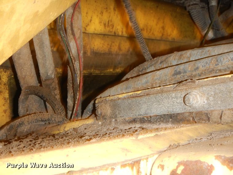 image for item HV9176 2001 Bomag BC771RB  landfill compactor