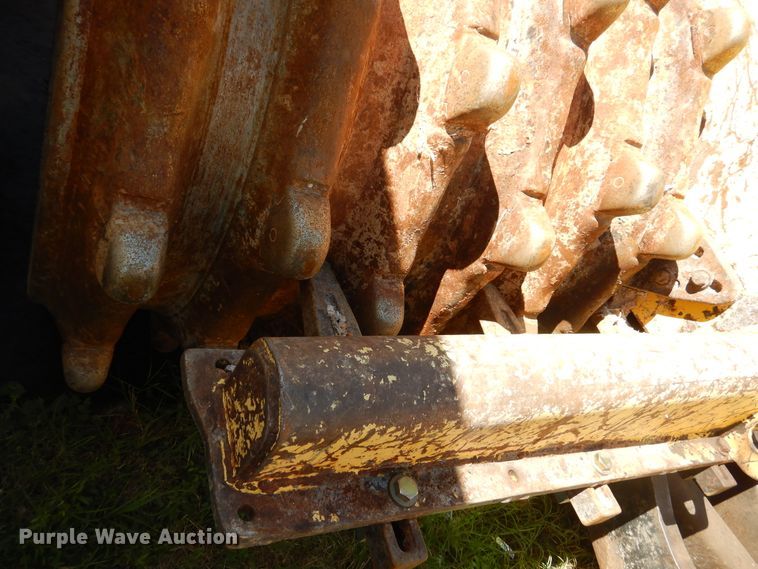 image for item HV9176 2001 Bomag BC771RB  landfill compactor