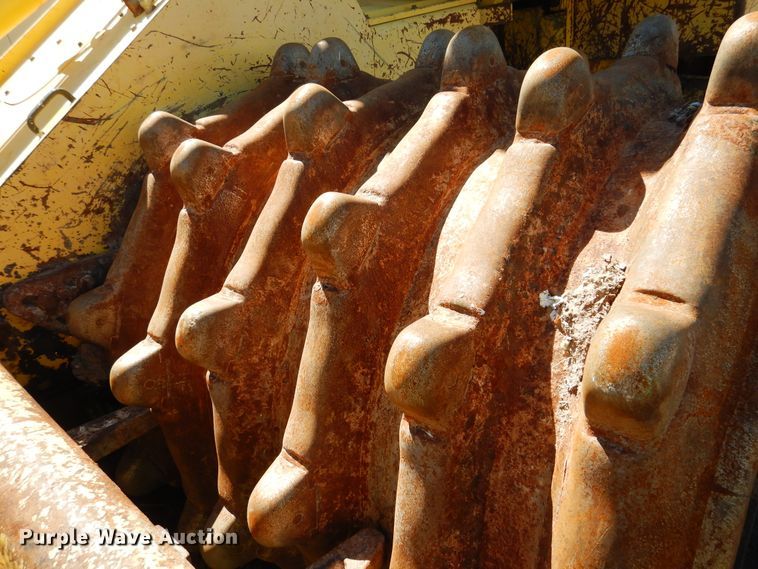 image for item HV9176 2001 Bomag BC771RB  landfill compactor