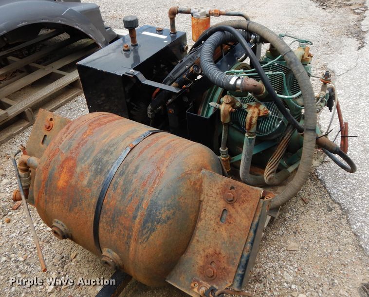 image for item HV9480 Stellar air compressor