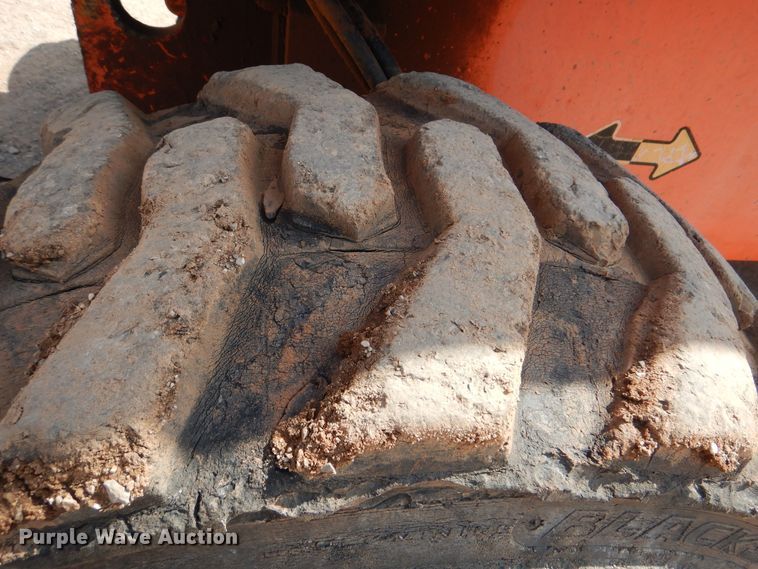 image for item DI0289 2005 JLG 600S  boom lift