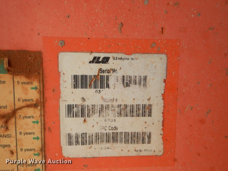 image for item DI0289 2005 JLG 600S  boom lift