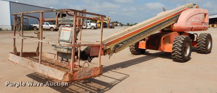 image for item DI0289 2005 JLG 600S  boom lift