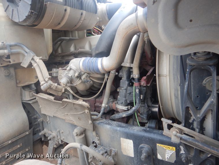 image for item DI0290 2008 Mack CHU613  semi truck