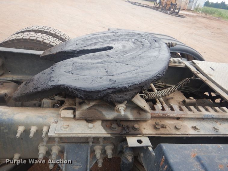 image for item DI0290 2008 Mack CHU613  semi truck