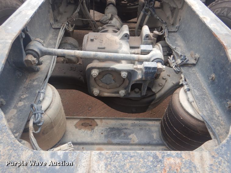 image for item DI0290 2008 Mack CHU613  semi truck