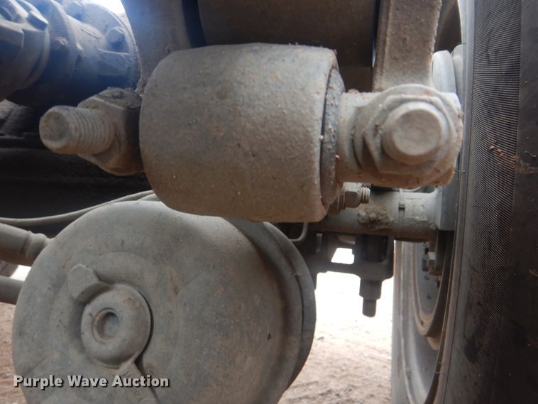 image for item DI0290 2008 Mack CHU613  semi truck