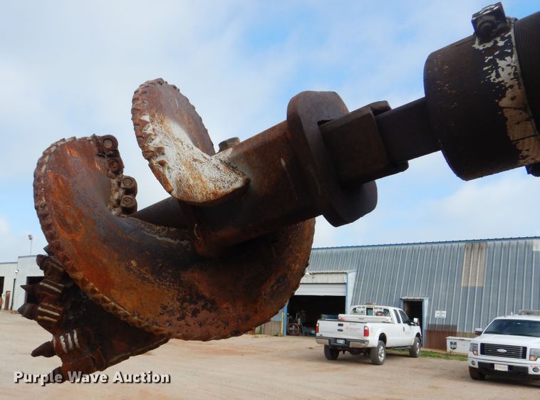 image for item DI0291 1999 International 4900  pressure digger truck