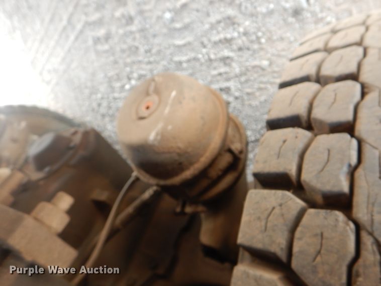 image for item DI0291 1999 International 4900  pressure digger truck