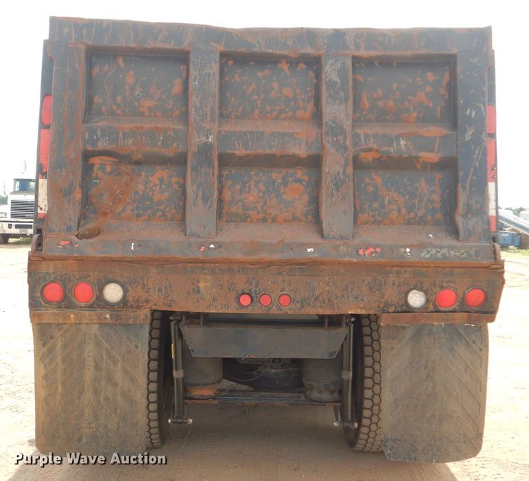 image for item DI0292 2007 Mack CHN613 dump truck