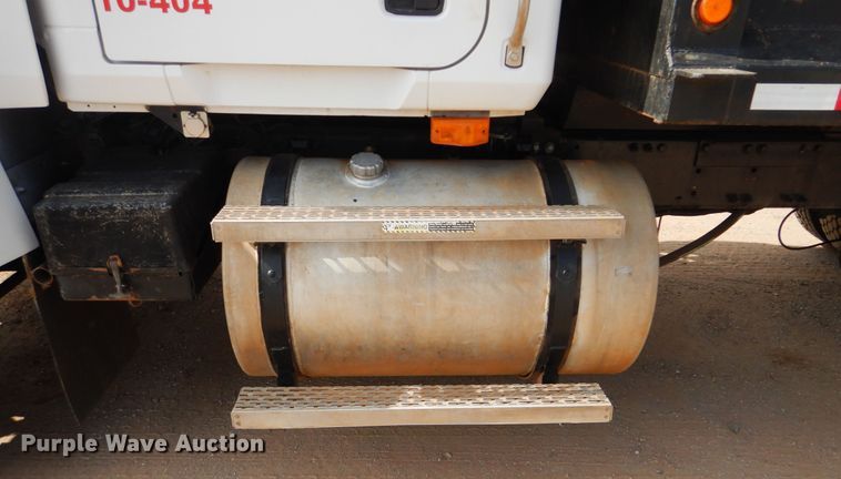 image for item DI0292 2007 Mack CHN613 dump truck