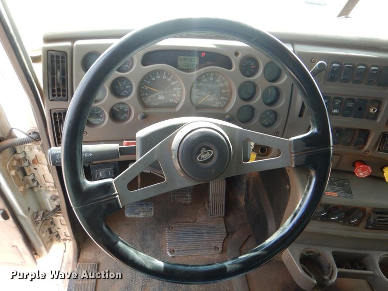 image for item DI0292 2007 Mack CHN613 dump truck