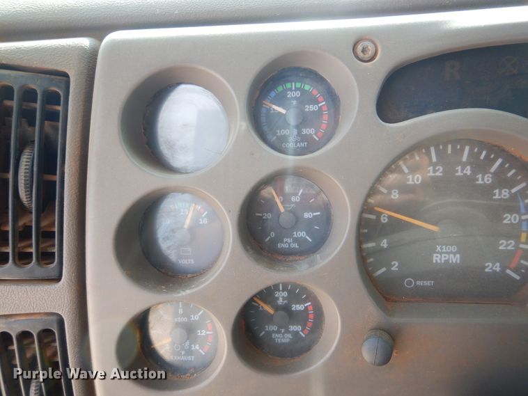 image for item DI0292 2007 Mack CHN613 dump truck