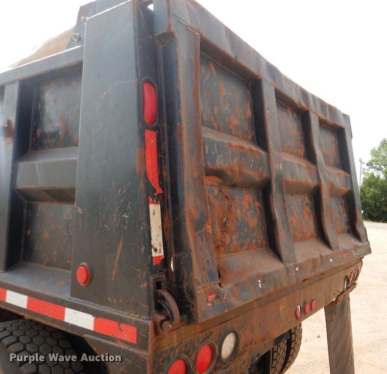 image for item DI0292 2007 Mack CHN613 dump truck