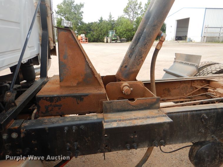 image for item DI0292 2007 Mack CHN613 dump truck