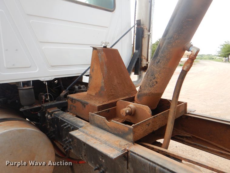 image for item DI0292 2007 Mack CHN613 dump truck