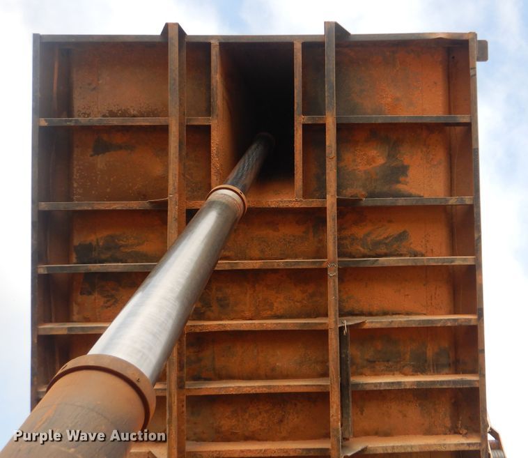 image for item DI0292 2007 Mack CHN613 dump truck