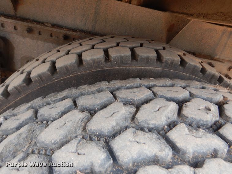 image for item DI0292 2007 Mack CHN613 dump truck