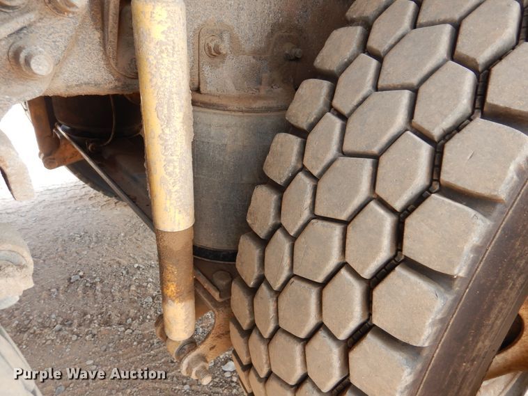 image for item DI0292 2007 Mack CHN613 dump truck