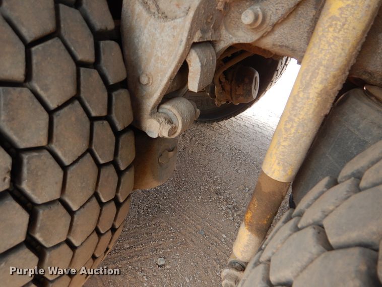 image for item DI0292 2007 Mack CHN613 dump truck