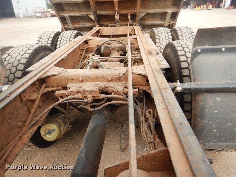 image for item DI0292 2007 Mack CHN613 dump truck