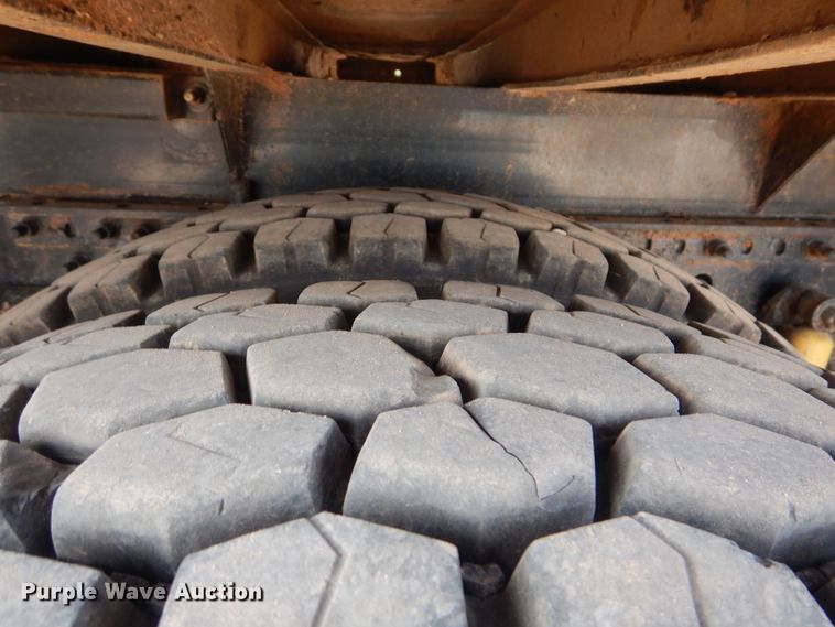 image for item DI0292 2007 Mack CHN613 dump truck